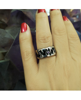 Vampiro Ring